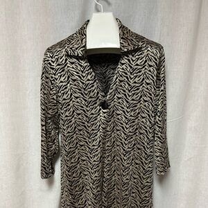Chico Cardigan black gold metallic 
Size large chico dressy